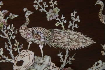 和製ビンテージ　高級品!!　花梨(カリン)材　象嵌入り　華やかな螺鈿(ラデン)細工が美しいエクステンションテーブル　(R-077727)