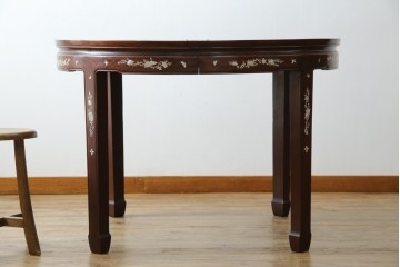 和製ビンテージ　高級品!!　花梨(カリン)材　象嵌入り　華やかな螺鈿(ラデン)細工が美しいエクステンションテーブル　(R-077727)