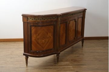 中古　六本木アピス(APIS)取り扱い　イタリア最高級家具　MARCONI ARTE(マルコーニ アルテ)　真鍮飾りが美しい象嵌入りサイドボード(サイドキャビネット、収納棚、戸棚)(定価約200万円)(R-077729)