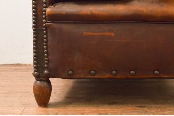 ジャンク品　フランスアンティーク　本革　朽ちた姿が芸術的なフレンチレザーソファ(クラブソファ、ラウンジソファ、一人掛けソファ、1P、アームソファ)(R-077747)