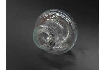 大正〜昭和初期　蓋付き　ノスタルジックな雰囲気を演出するハエ取り瓶2個セット(蠅、蝿、ハエトリ器、ガラス、硝子、フタ付き)(R-077750)
