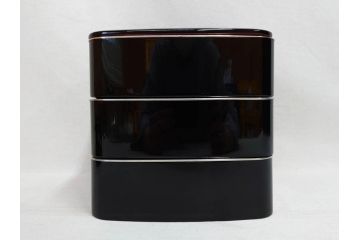 玉峰作　「梅花」　上品な梅の蒔絵が美しい御重箱&重台(木製、三段重箱、漆器、お重、共箱付き)(R-077753)
