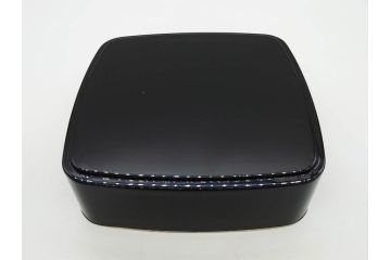 玉峰作　「梅花」　上品な梅の蒔絵が美しい御重箱&重台(木製、三段重箱、漆器、お重、共箱付き)(R-077753)