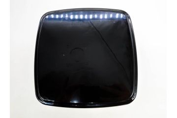 玉峰作　「梅花」　上品な梅の蒔絵が美しい御重箱&重台(木製、三段重箱、漆器、お重、共箱付き)(R-077753)