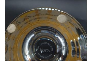 1986年　スウェーデン　KOSTA BODA(コスタボダ)　キリンビアマグコレクション　コレクターズグラス　ジュニア・ゴールド　金彩と細やかな装飾が美しいビアマグ(ジョッキ、KIRIN COLLECTORS GLASS、北欧)(R-077758)