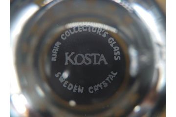 1986年　スウェーデン　KOSTA BODA(コスタボダ)　キリンビアマグコレクション　コレクターズグラス　ジュニア・ゴールド　金彩と細やかな装飾が美しいビアマグ(ジョッキ、KIRIN COLLECTORS GLASS、北欧)(R-077758)