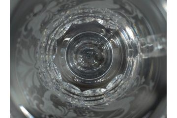 1981年　フランス　Baccarat　バカラ　キリンビアマグコレクション　コレクターズグラス　クリスタルガラス　鳳凰と草花のデザインが優美なビアマグ(KIRIN COLLECTORS GLASS、ジョッキ、グラス、フルレッドクリスタルガラス)(R-077762)