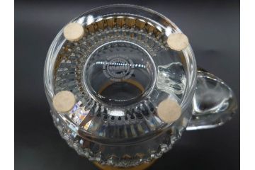 1983年　フランス　Saint Louis(サンルイ)　キリンビアマグコレクション　コレクターズグラス　金彩によるアザミの装飾が美しいビアマグ(KIRIN COLLECTORS GLASS、ジョッキ、グラス)(R-077764)