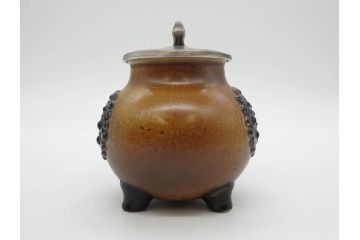 ドイツ　MERKELBACH(メルケルバッハ)　　限定3000　503/3000　524/3000　丸いフォルムとユニークなモチーフが可愛らしいビアマグ2点セット(蓋付き、ビールジョッキ、陶器、1757年、1902年、外箱付)(R-077767)