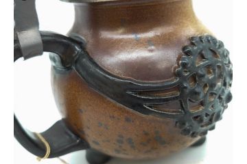 ドイツ　MERKELBACH(メルケルバッハ)　　限定3000　503/3000　524/3000　丸いフォルムとユニークなモチーフが可愛らしいビアマグ2点セット(蓋付き、ビールジョッキ、陶器、1757年、1902年、外箱付)(R-077767)