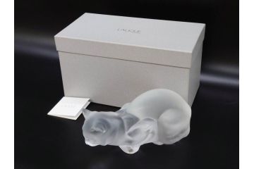 1932年　フランス　LALIQUE(ラリック)　猫　可愛らしいフォルムの猫のオブジェ(ルネ・ラリック、伏せる猫、キャット、ディスプレイ、置物、クリスタルガラス、箱付き)(R-077774)