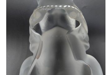 1932年　フランス　LALIQUE(ラリック)　猫　可愛らしいフォルムの猫のオブジェ(ルネ・ラリック、伏せる猫、キャット、ディスプレイ、置物、クリスタルガラス、箱付き)(R-077774)
