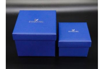 オーストリア　SWAROVSKI(スワロフスキー)　ポインセチア　高さ8cm/4.5cm　キラキラと輝く華やかなクリスタルオブジェ2点セット(クリスマスデコレーション、クリスタルガラス、置物、ディスプレイ、箱付き)(R-077775)
