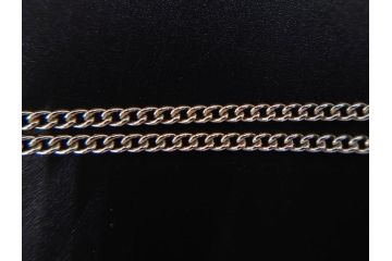 オーストリア　SWAROVSKI(スワロフスキー)　上品な輝きを放つペンダント&スターオーナメント(アクセサリー、首飾り、ネックレス、昆虫、クリスマスデコレーション、アクセサリー、装飾物、星、外箱付き)(R-077776)