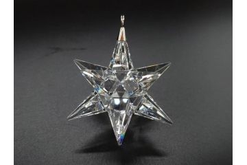 オーストリア　SWAROVSKI(スワロフスキー)　上品な輝きを放つペンダント&スターオーナメント(アクセサリー、首飾り、ネックレス、昆虫、クリスマスデコレーション、アクセサリー、装飾物、星、外箱付き)(R-077776)
