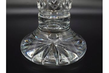 アイルランド　WATERFORD(ウォーターフォード)　カットが美しい気品漂う花瓶(フラワーベース、花入れ、花器、クリスタル)(R-077777)