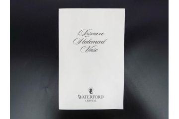 アイルランド　WATERFORD(ウォーターフォード)　カットが美しい気品漂う花瓶(フラワーベース、花入れ、花器、クリスタル)(R-077777)