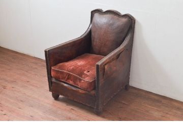 ジャンク品　フランスアンティーク　本革　朽ちた姿が芸術的なフレンチレザーソファ(クラブソファ、ラウンジソファ、一人掛けソファ、1P、アームソファ)(R-077781)
