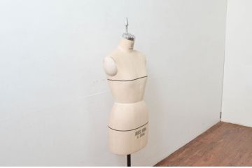 和製ビンテージ　大洋工芸　10MISSY　アトリエのような雰囲気づくりにぴったりなトルソー(DRESS FORM 1st EDITION、マネキン、ディスプレイ雑貨、店舗什器、ヴィンテージ)(R-077782)