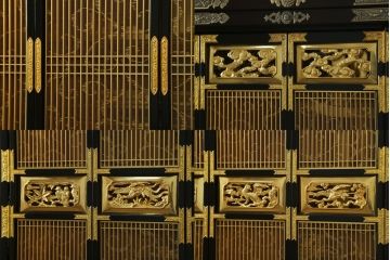 中古　未使用展示品　超美品!!　150代　三方開　総金　金仏壇　優しい雰囲気の色合いと細部まで造り込まれた意匠が魅力の仏壇(定価約265万円)(R-077787)