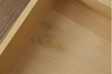中古　北海道民芸家具　直線的なフォルムとシックな色合いが美しいサイドチェスト(引き出し、洋服タンス)(R-077791)