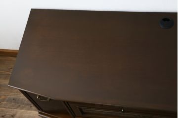 中古　美品　maruni(マルニ木工)　地中海ロイヤル(ROYAL)　クラシカルな雰囲気が魅力的なテレビ台(サイドボード、サイドキャビネット、リビングボード、ローボード、収納棚、戸棚)(定価約32万円)(R-077793)