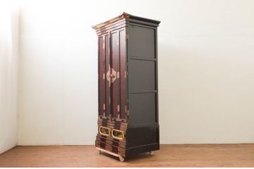 中古　新古品　展示品　100代　長岡型　モダンな雰囲気を醸し出す金仏壇(長岡仏壇)(定価約136万円)(R-077813)
