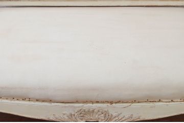 フランスアンティーク　ペイント仕上げ限定　可愛らしい彫刻を施した2人掛けソファ(ベンチ、2P、アームソファ)(R-077814)