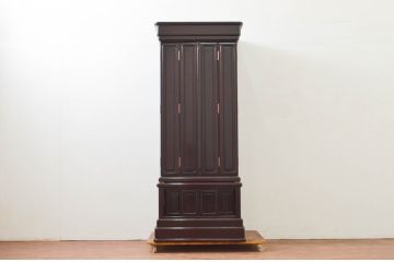 中古　新古品　未使用展示品　紫檀(シタン)材　落ち着きのある色合いが魅力の仏壇(定価約81万5千円)(R-077815)
