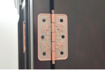 中古　新古品　未使用展示品　紫檀(シタン)材　落ち着きのある色合いが魅力の仏壇(定価約81万5千円)(R-077815)