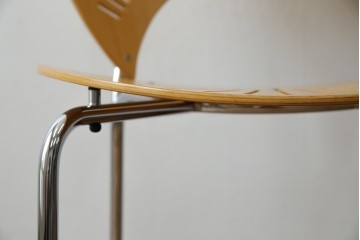 中古　美品　FREDERICIA(フレデリシア)　Nanna Ditzel(ナナ・ディッツェル)デザイン　デザイン性と機能性を兼ね備えたトリニダードチェア　定価約11万3千円相当　(R-077829)