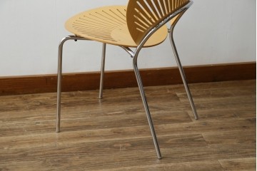 中古　美品　FREDERICIA(フレデリシア)　Nanna Ditzel(ナナ・ディッツェル)デザイン　デザイン性と機能性を兼ね備えたトリニダードチェア　定価約11万3千円相当　(R-077829)