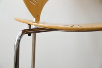 中古　美品　FREDERICIA(フレデリシア)　Nanna Ditzel(ナナ・ディッツェル)デザイン　デザイン性と機能性を兼ね備えたトリニダードチェア(ダイニングチェア)　定価約11万円相当　(R-077830)