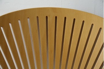 中古　美品　FREDERICIA(フレデリシア)　Nanna Ditzel(ナナ・ディッツェル)デザイン　デザイン性と機能性を兼ね備えたトリニダードチェア(ダイニングチェア)　定価約11万円相当　(R-077830)