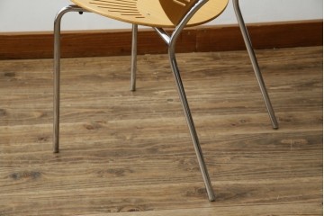 中古　美品　FREDERICIA(フレデリシア)　Nanna Ditzel(ナナ・ディッツェル)デザイン　デザイン性と機能性を兼ね備えたトリニダードチェア(ダイニングチェア)　定価約11万円相当　(R-077830)