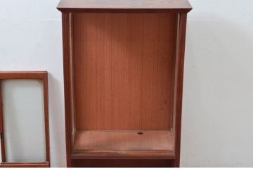 和製アンティーク　上手物!!　三方欅(ケヤキ)材　和の趣あふれる小振りな戸棚(ガラスケース、Gケース、ショーケース、飾り棚、収納棚、戸棚、店舗什器)(R-077839)