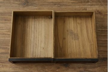 和製アンティーク　上手物!!　最上級　指物家具　総欅(ケヤキ)材　三方玉杢　上品な佇まいが魅力的な新潟産茶箪笥(茶棚、サイドキャビネット、サイドボード、戸棚、収納棚)(R-077842)