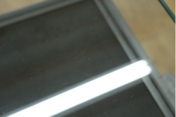 中古　美品　特注品　アンティーク調　収納付きのシンプルなショーケース　(R-077845)