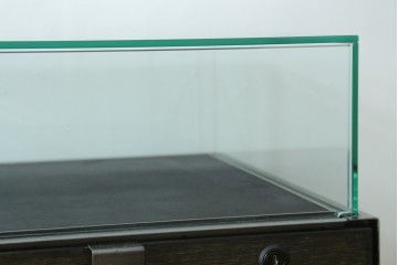 中古　美品　特注品　アンティーク調　収納付きのシンプルなショーケース　(R-077845)