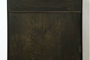 中古　美品　特注品　アンティーク調　収納付きのシンプルなショーケース　(R-077845)
