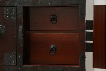 和製アンティーク　明治大正期　縁起物の巾着金具が魅力的な松本衣装箪笥(時代箪笥、和たんす、収納タンス、チェスト、引き出し)(R-077849)