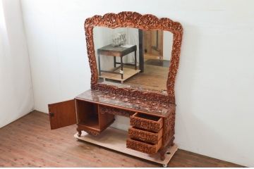 中古　アジア民芸家具　大迫力!!　チーク材　全面彫刻が煌びやかな最高級ドレッサーセット(化粧台、鏡台、ミラー、バロン、Barong)(R-077860)