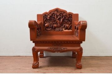 中古　アジア民芸家具　チーク材　草木と像の立派な彫刻をあしらった品格漂うアームチェア(板座チェア、一人掛けソファ、椅子、イス)(R-077861)