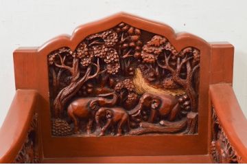 中古　アジア民芸家具　チーク材　草木と像の立派な彫刻をあしらった品格漂うアームチェア(板座チェア、一人掛けソファ、椅子、イス)(R-077863)