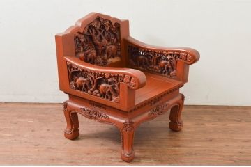 中古　アジア民芸家具　チーク材　草木と像の立派な彫刻をあしらった品格漂うアームチェア(板座チェア、一人掛けソファ、椅子、イス)(R-077864)