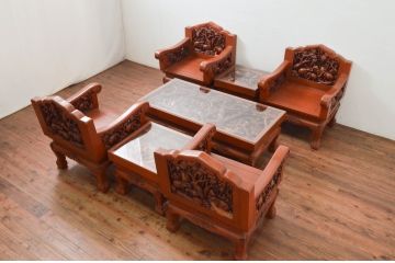 中古　アジア民芸家具　チーク材　草木と像の立派な彫刻をあしらった品格漂うアームチェア(板座チェア、一人掛けソファ、椅子、イス)(R-077864)