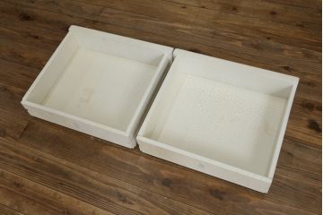 中古　イタリア高級家具　Mario Colciago&Figli(マリオ・コルチャゴ)　Fratelli Origgi(フラテッリ・オリッジ)　ロココ調　上品な佇まいのサイドボード(サイドキャビネット、収納棚、戸棚、コンソールテーブル、店舗什器)(R-077870)