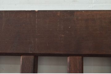 アンティーク建具　重厚　総欅(ケヤキ)材　和の貫禄を漂わせる升目(マス目)格子蔵戸1枚(きつね格子、狐格子、引き戸、玄関戸)(R-077880)