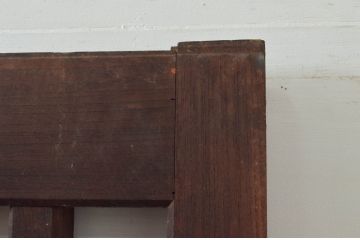 アンティーク建具　重厚　総欅(ケヤキ)材　和の貫禄を漂わせる升目(マス目)格子蔵戸1枚(きつね格子、狐格子、引き戸、玄関戸)(R-077880)