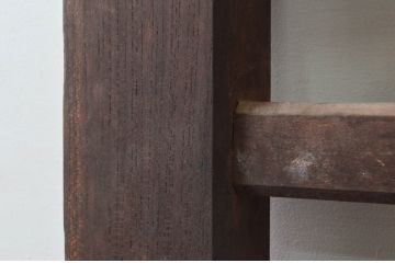 アンティーク建具　重厚　総欅(ケヤキ)材　和の貫禄を漂わせる升目(マス目)格子蔵戸1枚(きつね格子、狐格子、引き戸、玄関戸)(R-077880)